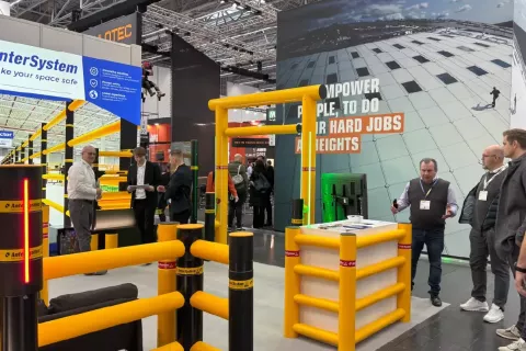 AplusA2025-04