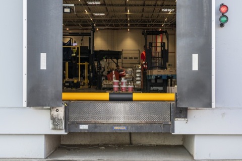 Anter-System-Flexible-Barriers-Dock-Gate